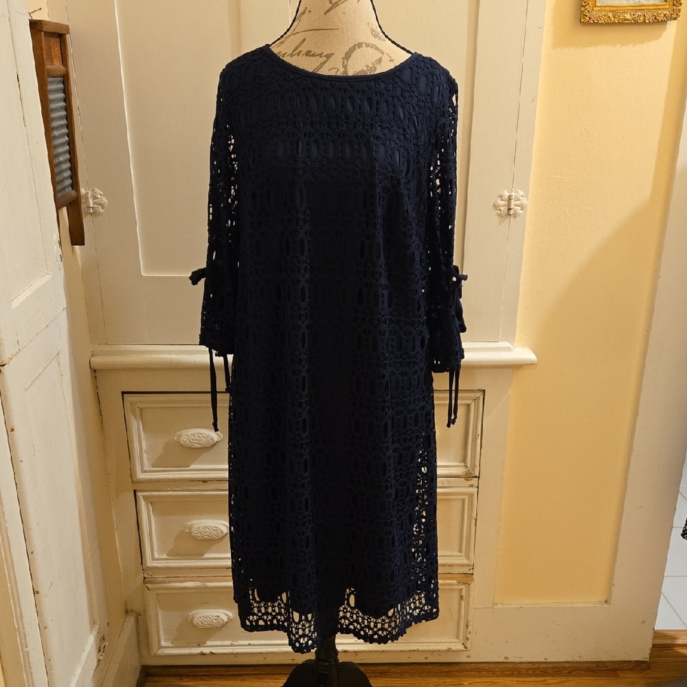 C B navy lace dress Sz 16 🎁